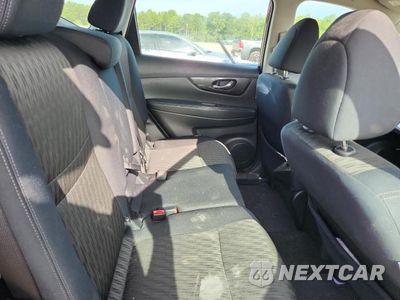 Zdjęcie 11 z 14 samochodu: 2018 NISSAN ROGUE S VIN:5N1AT2MV1JC742139 - miniatura