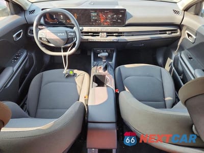 Zdjęcie 8 z 12 samochodu: 2026 KIA K4 LXS VIN:3KPFT4DE1TE310152 - miniatura