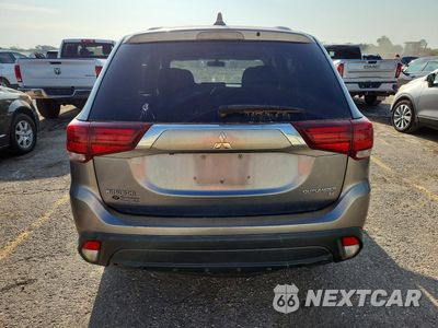 Zdjęcie 6 z 13 samochodu: 2017 MITSUBISHI OUTLANDER SE VIN:JA4AD3A33HZ053313 - miniatura