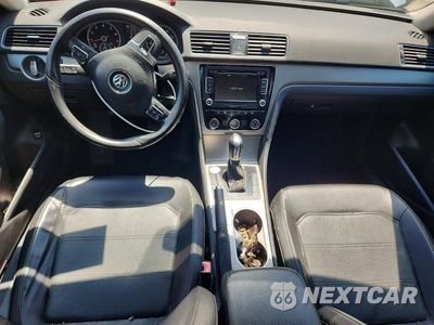 Zdjęcie 8 z 13 samochodu: 2014 VOLKSWAGEN PASSAT SE VIN:1VWBP7A30EC014859 - miniatura