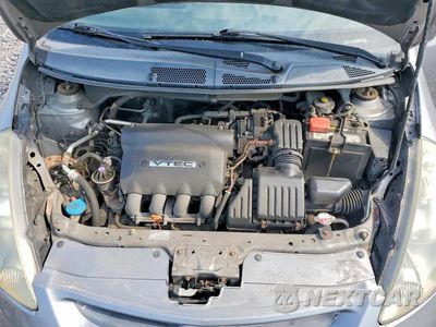 Zdjęcie 11 z 12 samochodu: 2007 HONDA FIT S VIN:JHMGD38647S026661 - miniatura