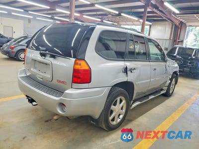 Trzecie zdjęcie samochodu z tyłu: 2008 GMC ENVOY VIN:1GKDT13S082249494 - miniatura