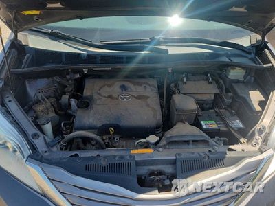 Zdjęcie 12 z 13 samochodu: 2015 TOYOTA SIENNA XLE 8-PASSENGER VIN:5TDYK3DC8FS641809 - miniatura