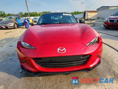 Piąte zdjęcie samochodu w środku: 2016 MAZDA MX-5 MIATA CLUB VIN:JM1NDAC78G0111916 - miniatura