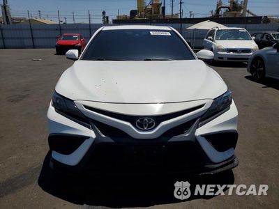 Piąte zdjęcie samochodu w środku: 2021 TOYOTA CAMRY SE VIN:4T1G11AK5MU576162 - miniatura