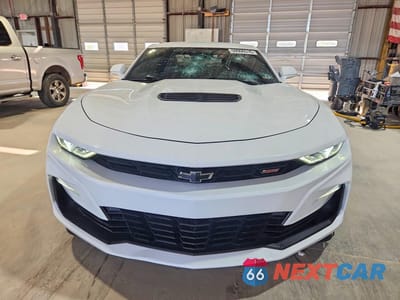Piąte zdjęcie samochodu w środku: 2021 CHEVROLET CAMARO SS VIN:1G1FH1R7XM0128690 - miniatura