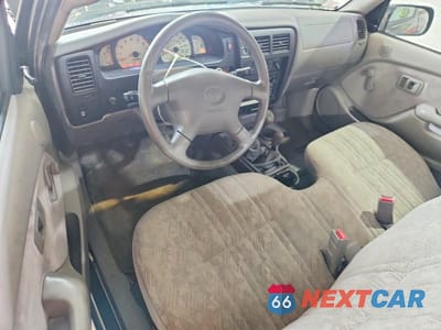Zdjęcie 8 z 12 samochodu: 2003 TOYOTA TACOMA BASE VIN:5TEPM62N63Z180412 - miniatura