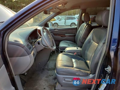Zdjęcie 7 z 13 samochodu: 2005 TOYOTA SIENNA XLE 7 PASSENGER VIN:5TDZA22C25S342674 - miniatura