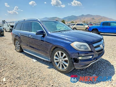 Czwarte zdjęcie samochodu z boku: 2014 MERCEDES-BENZ GL 450 4MATIC VIN:4JGDF7CE2EA323754 - miniatura