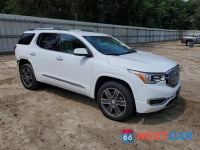 Czwarte zdjęcie samochodu z boku: 2019 GMC ACADIA DENALI VIN:1GKKNPLS1KZ184058 - miniatura
