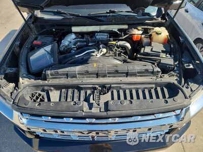 Zdjęcie 11 z 12 samochodu: 2020 CHEVROLET SILVERADO K2500 HEAVY DUTY LTZ VIN:1GC4YPEY8LF117845 - miniatura