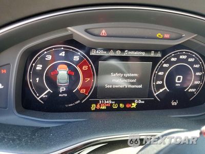 Zdjęcie 9 z 13 samochodu: 2024 AUDI RS Q8 VIN:WU1ARBF1XRD014888 - miniatura