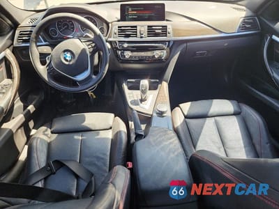 Zdjęcie 8 z 13 samochodu: 2017 BMW 330 XI VIN:WBA8D9C30HA011715 - miniatura