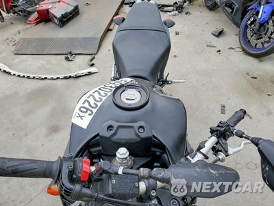 Piąte zdjęcie samochodu w środku: 2018 YAMAHA MT09 C VIN:JYARN53Y1JA000846 - miniatura