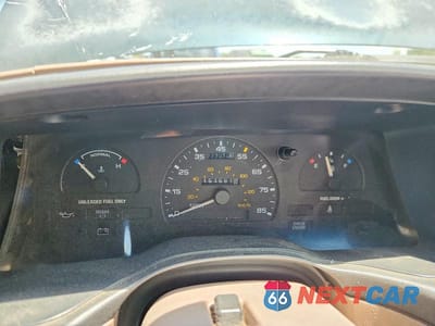 Zdjęcie 9 z 13 samochodu: 1995 FORD TAURUS GL VIN:1FALP52U5SA124161 - miniatura