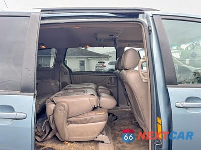 Zdjęcie 6 z 10 samochodu: 2007 TOYOTA SIENNA XLE LIMITED 7-PASSENGER VIN:5TDBK22C37S000555 - miniatura