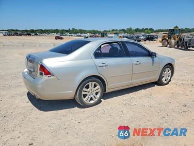 Trzecie zdjęcie samochodu z tyłu: 2008 FORD FUSION SEL VIN:3FAHP08148R213188 - miniatura