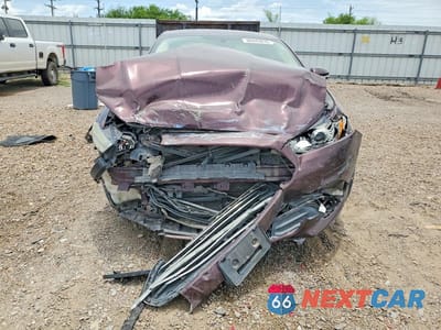 Piąte zdjęcie samochodu w środku: 2013 FORD FUSION SE VIN:3FA6P0H72DR229072 - miniatura