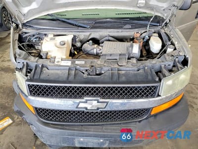 Zdjęcie 12 z 13 samochodu: 2003 CHEVROLET EXPRESS G1500 VIN:1GBFG15X931226347 - miniatura