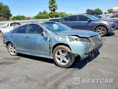Czwarte zdjęcie samochodu z boku: 2009 TOYOTA CAMRY SE V6 VIN:4T1BK46K29U595258 - miniatura