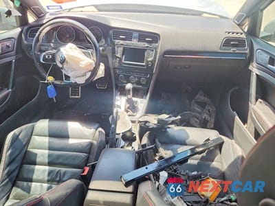 Zdjęcie 8 z 12 samochodu: 2015 VOLKSWAGEN GTI 2.0T VIN:3VW4T7AUXFM007298 - miniatura