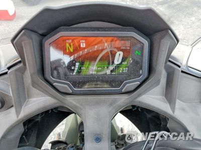 Zdjęcie 7 z 9 samochodu: 2024 KAWASAKI EX650 P VIN:ML5EXEP11RDAD3259 - miniatura