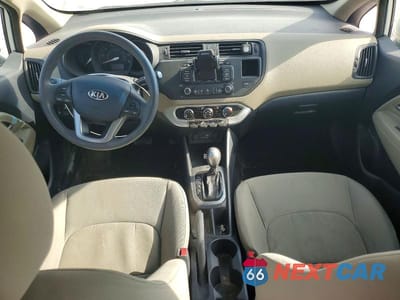 Zdjęcie 8 z 13 samochodu: 2015 KIA RIO LX VIN:KNADM4A36F6485110 - miniatura