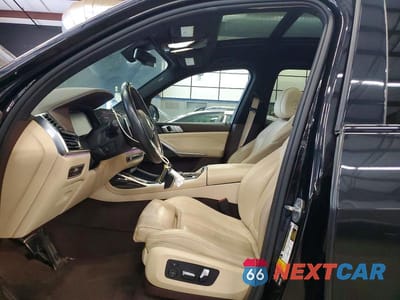 Zdjęcie 7 z 13 samochodu: 2019 BMW X7 XDRIVE40I VIN:5UXCW2C54KL086153 - miniatura