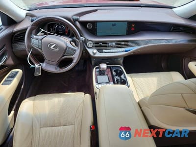 Zdjęcie 8 z 13 samochodu: 2019 LEXUS LS 500 BASE VIN:JTHC51FF7K5007127 - miniatura