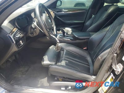 Zdjęcie 7 z 12 samochodu: 2018 BMW 530E VIN:WBAJA9C53JB034370 - miniatura