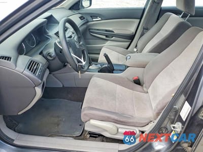 Zdjęcie 7 z 13 samochodu: 2010 HONDA ACCORD LX VIN:1HGCP2F33AA118689 - miniatura