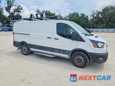 Czwarte zdjęcie samochodu z boku: 2020 FORD TRANSIT T-150 VIN:1FTYE1Y86LKA19455 - miniatura