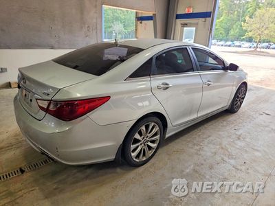 Trzecie zdjęcie samochodu z tyłu: 2013 HYUNDAI SONATA SE 2.0T VIN:5NPEC4AB7DH529653 - miniatura