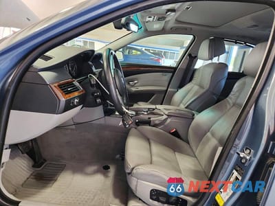 Zdjęcie 7 z 12 samochodu: 2009 BMW 535 I VIN:WBANW13589C163408 - miniatura