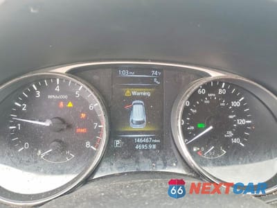 Zdjęcie 9 z 12 samochodu: 2016 NISSAN ROGUE SV VIN:KNMAT2MV0GP714886 - miniatura