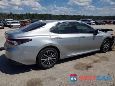 Trzecie zdjęcie samochodu z tyłu: 2023 TOYOTA CAMRY XLE VIN:4T1F31AK7PU045958 - miniatura