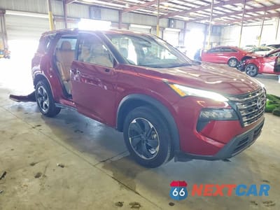 Czwarte zdjęcie samochodu z boku: 2025 NISSAN ROGUE SV VIN:5N1BT3BB5SC778825 - miniatura