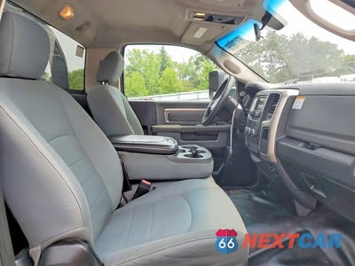 Zdjęcie 10 z 12 samochodu: 2018 RAM 5500 VIN:3C7WRMDL9JG335463 - miniatura