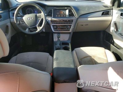 Zdjęcie 8 z 13 samochodu: 2016 HYUNDAI SONATA SE VIN:5NPE24AF6GH260328 - miniatura
