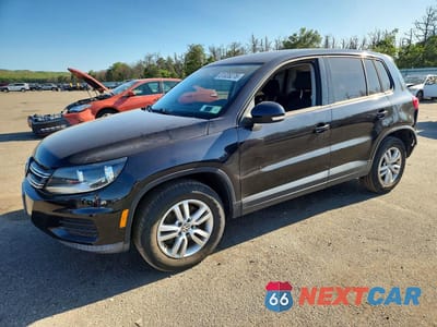 2012 VOLKSWAGEN TIGUAN S WVGAV7AX6CW558345 - główne zdjęcie licytacji z USA - miniatura