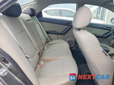 Zdjęcie 10 z 12 samochodu: 2011 KIA FORTE EX VIN:KNAFU4A21B5465976 - miniatura