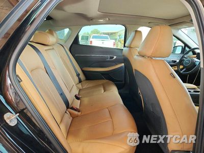 Zdjęcie 10 z 12 samochodu: 2024 HYUNDAI SONATA HYBRID LIMITED VIN:KMHL54JJ5RA089855 - miniatura