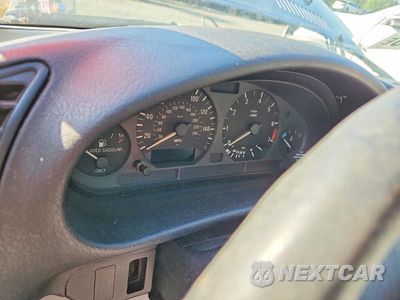 Zdjęcie 9 z 12 samochodu: 1999 BMW 323 IC AUTOMATIC VIN:WBABJ8335XEM25668 - miniatura