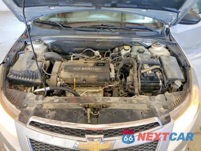 Zdjęcie 11 z 12 samochodu: 2011 CHEVROLET CRUZE LS VIN:1G1PC5SH0B7157648 - miniatura