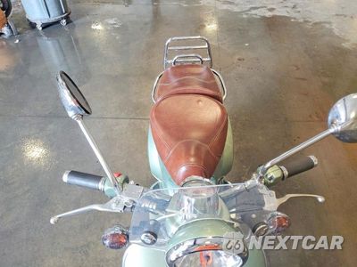 Piąte zdjęcie samochodu w środku: 2007 VESPA LX VIN:ZAPM448FX75500717 - miniatura