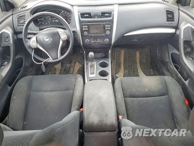 Zdjęcie 8 z 12 samochodu: 2015 NISSAN ALTIMA VIN:1N4AL3AP1FN380850 - miniatura
