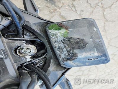 Zdjęcie 7 z 9 samochodu: 2024 HONDA CB500 F VIN:MLHPC7152R5000586 - miniatura