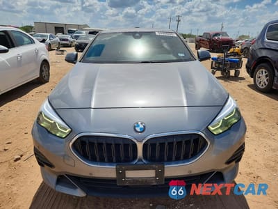 Piąte zdjęcie samochodu w środku: 2023 BMW 228I VIN:WBA53AK04P7N00743 - miniatura