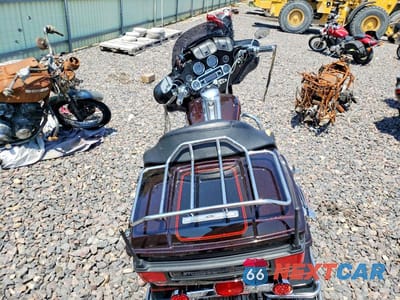Zdjęcie 6 z 9 samochodu: 2011 HARLEY-DAVIDSON FLHTCU VIN:1HD1FC416BB623300 - miniatura