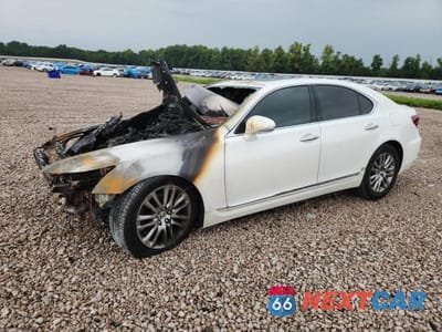 2014 LEXUS LS 460 JTHBL5EF0E5128404 - główne zdjęcie licytacji z USA - miniatura